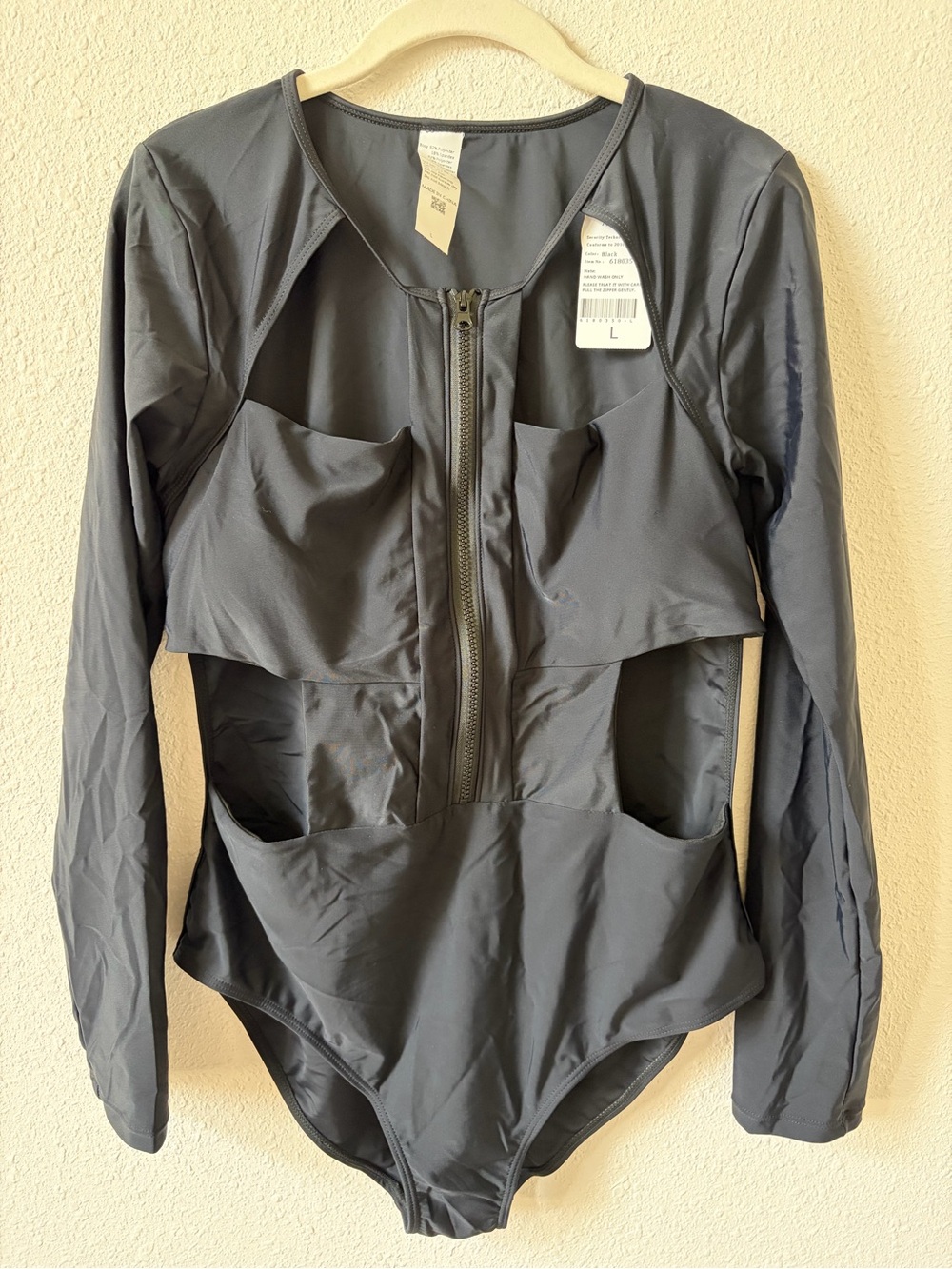 Aonihua Zip Front Long Sleeve One Piece Swimsuit Black Size Large Beach Neutral